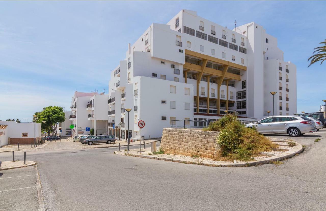 Апартаменты H&H Seaview Praia Da Luz Экстерьер фото